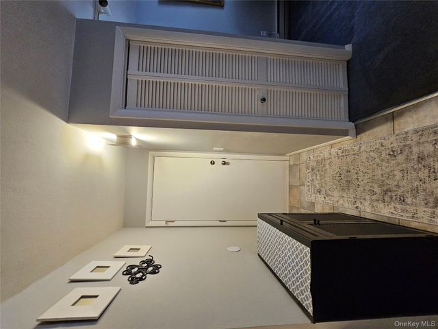 219 Fox Run Lane, Carmel, NY 10512