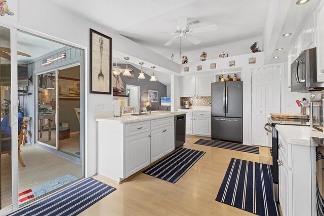 248 ROTONDA CIRCLE, Rotonda West, FL 33947