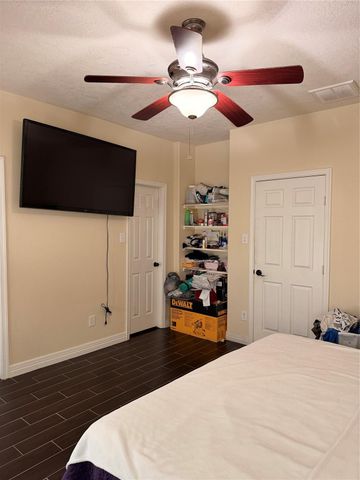 1422 Meadowhigh Lane, Spring, TX 77373