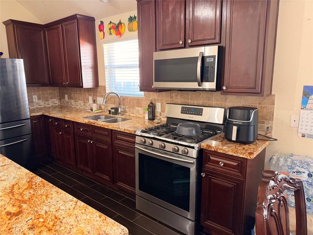 1422 Meadowhigh Lane, Spring, TX 77373