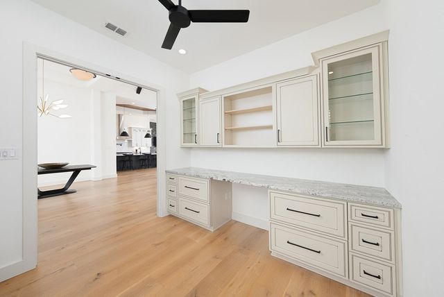 1029 Club House Rd, Kerrville, TX 78028