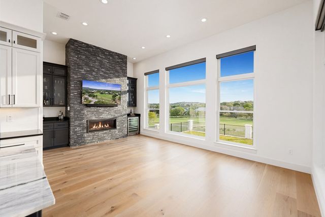 1029 Club House Rd, Kerrville, TX 78028