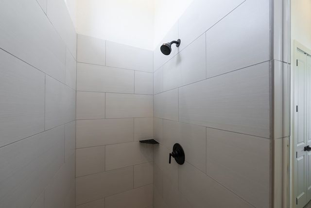 1029 Club House Rd, Kerrville, TX 78028