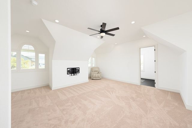 1029 Club House Rd, Kerrville, TX 78028