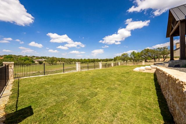 1029 Club House Rd, Kerrville, TX 78028