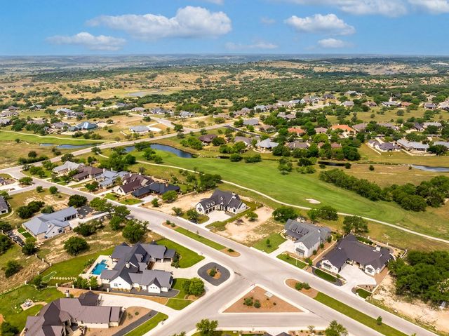 1029 Club House Rd, Kerrville, TX 78028