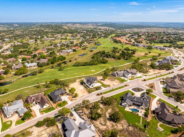 1029 Club House Rd, Kerrville, TX 78028