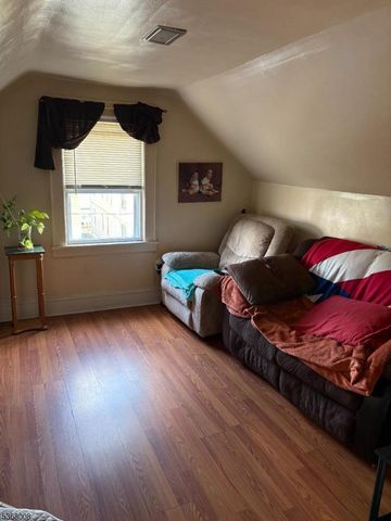 48 Christie Ave, Clifton City, NJ 07011