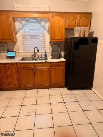48 Christie Ave, Clifton City, NJ 07011