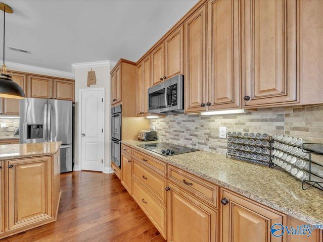 3112 Sandstone Street SE, Owens Cross Roads, AL 35763