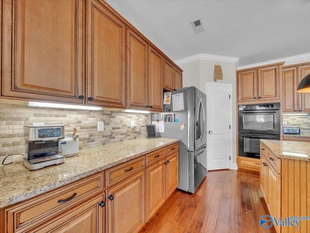 3112 Sandstone Street SE, Owens Cross Roads, AL 35763