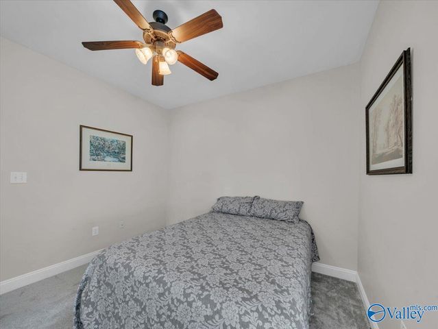 3112 Sandstone Street SE, Owens Cross Roads, AL 35763