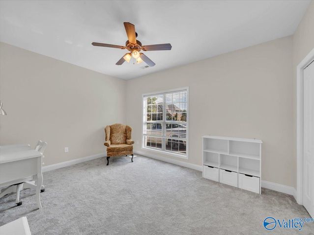 3112 Sandstone Street SE, Owens Cross Roads, AL 35763