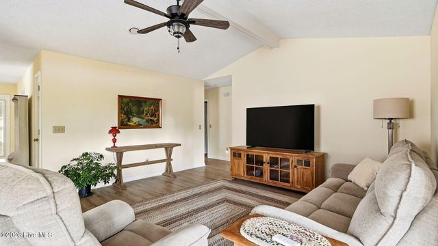 560 Pinehurst Trace Drive, Pinehurst, NC 28374