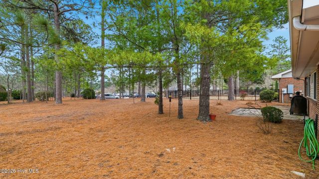 560 Pinehurst Trace Drive, Pinehurst, NC 28374