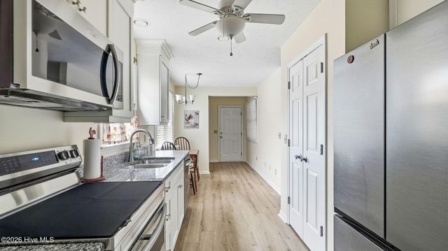 560 Pinehurst Trace Drive, Pinehurst, NC 28374