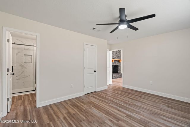 113 Continental Drive, Hattiesburg, MS 39402