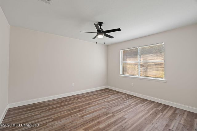 113 Continental Drive, Hattiesburg, MS 39402