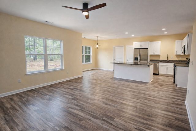 307 Graydon St, Shelbyville, TN 37160