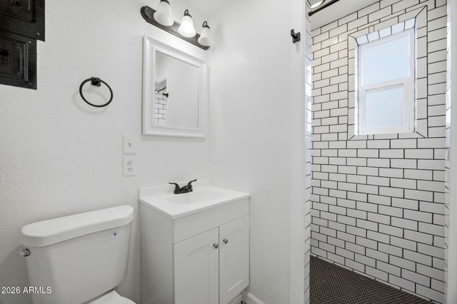 1897 W WHITE MOUNTAIN Boulevard, Lakeside, AZ 85929