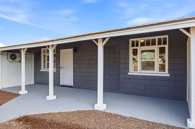 1897 W WHITE MOUNTAIN Boulevard, Lakeside, AZ 85929