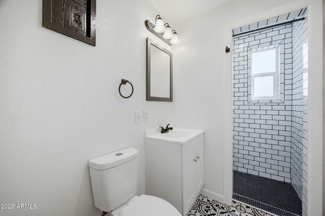 1897 W WHITE MOUNTAIN Boulevard, Lakeside, AZ 85929