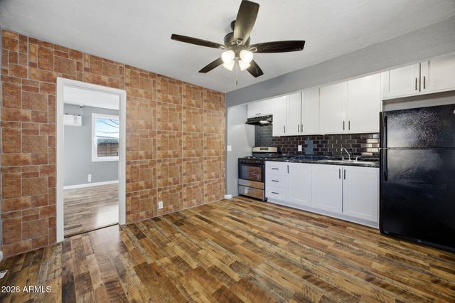 1897 W WHITE MOUNTAIN Boulevard, Lakeside, AZ 85929