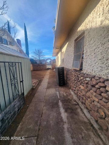 1228 E 9TH Street, Douglas, AZ 85607