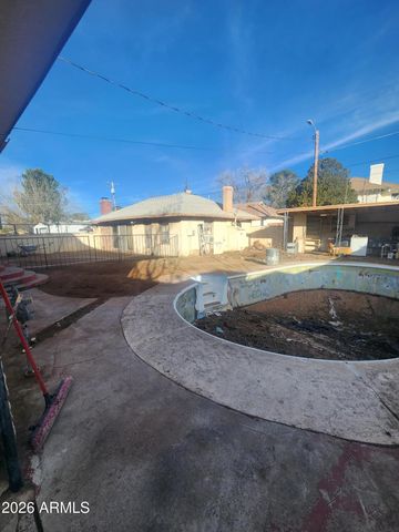 1228 E 9TH Street, Douglas, AZ 85607