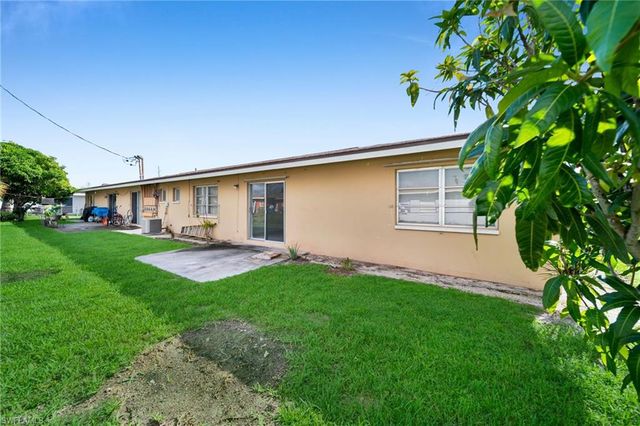 4824 Lucaya DR 2, Cape Coral, FL 33904