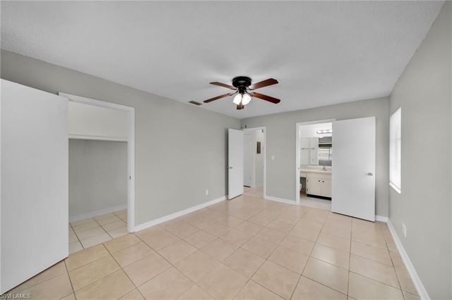 4824 Lucaya DR 2, Cape Coral, FL 33904