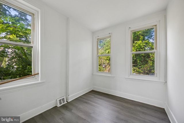 2416 N CARLISLE ST, Philadelphia, PA 19132