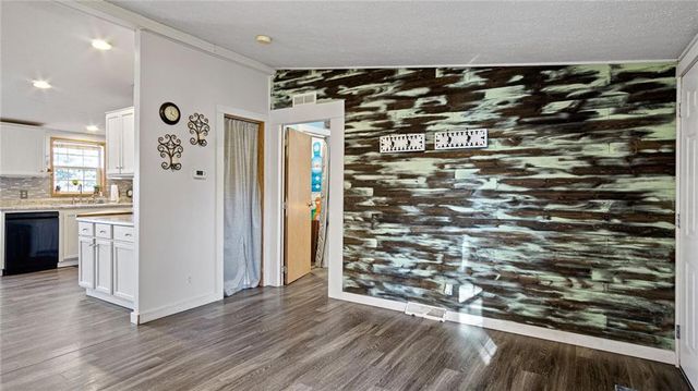 206 Mead Street, Eau Claire, WI 54703