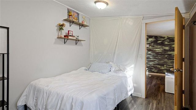 206 Mead Street, Eau Claire, WI 54703