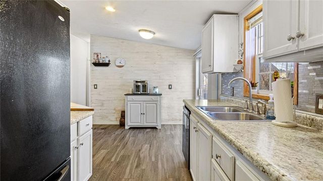 206 Mead Street, Eau Claire, WI 54703