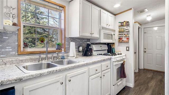 206 Mead Street, Eau Claire, WI 54703