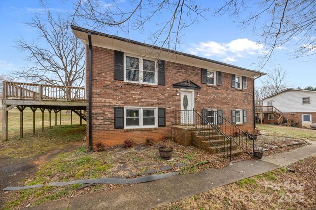 222 Saint Jill Circle, Statesville, NC 28625