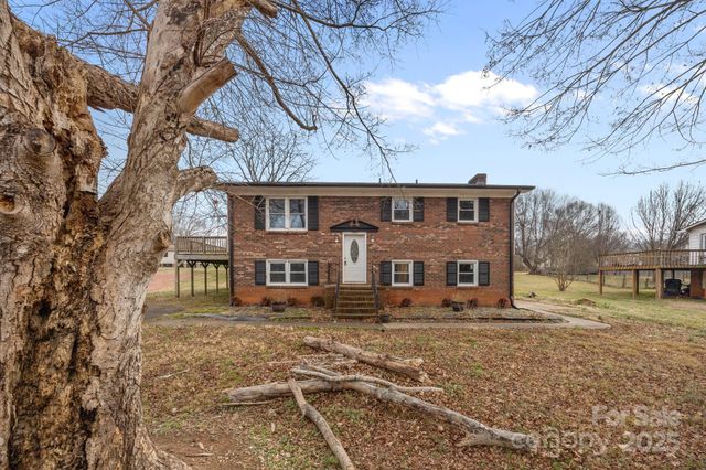 222 Saint Jill Circle, Statesville, NC 28625