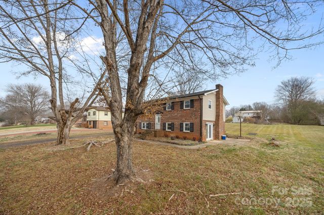 222 Saint Jill Circle, Statesville, NC 28625