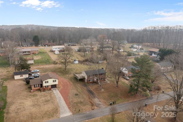 222 Saint Jill Circle, Statesville, NC 28625