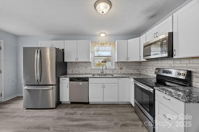 222 Saint Jill Circle, Statesville, NC 28625