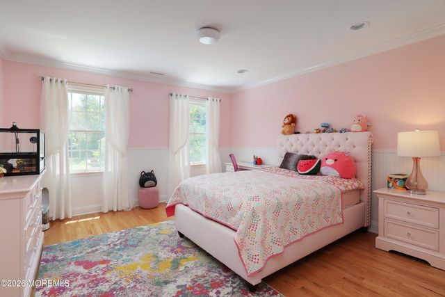 24 Kipling Way, Manalapan, NJ 07726