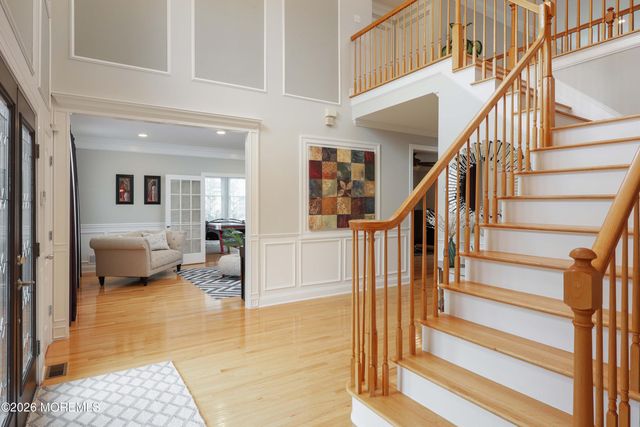 24 Kipling Way, Manalapan, NJ 07726