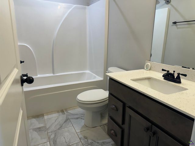 603 Pearl Moss Lane, Kathleen, GA 31047