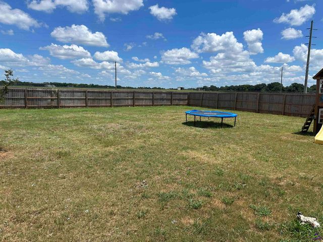 603 Pearl Moss Lane, Kathleen, GA 31047