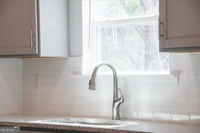 219 Carsons Walk, Macon, GA 31216