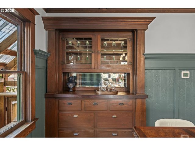 3324 Se GRANT St, Portland, OR 97214