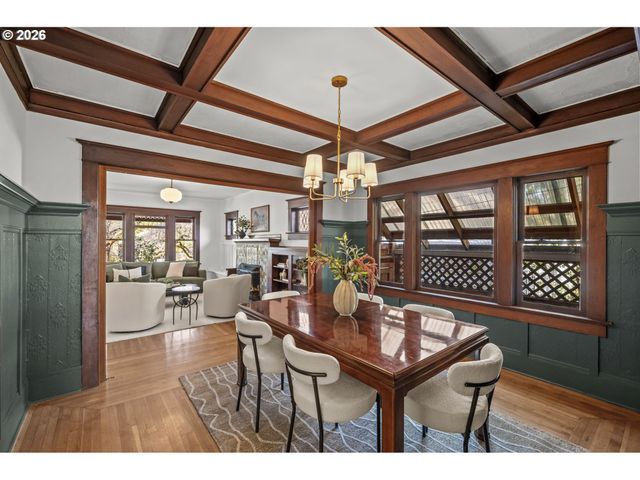 3324 Se GRANT St, Portland, OR 97214