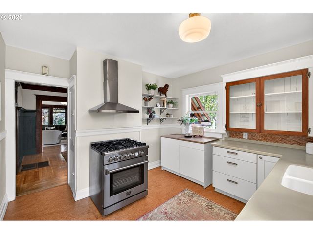 3324 Se GRANT St, Portland, OR 97214