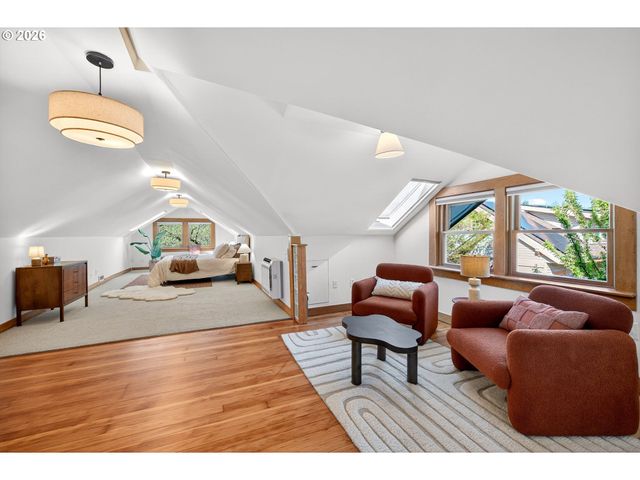 3324 Se GRANT St, Portland, OR 97214